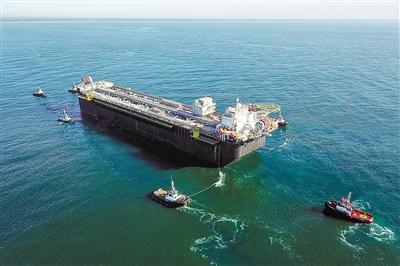 海上石油加工厂 抵巴西 烟台造 扬帆大西洋
